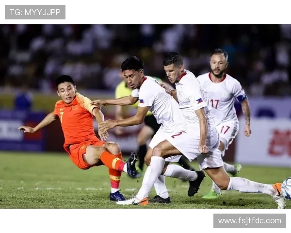 西安足球队战术引发热议球迷与专家各执己见探讨争议背后原因